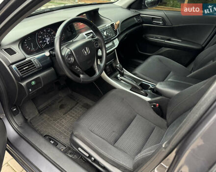 Серый Хонда Аккорд, объемом двигателя 2.4 л и пробегом 160 тыс. км за 11200 $, фото 13 на Automoto.ua