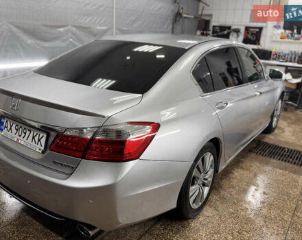 Серый Хонда Аккорд, объемом двигателя 2.36 л и пробегом 180 тыс. км за 9999 $, фото 16 на Automoto.ua