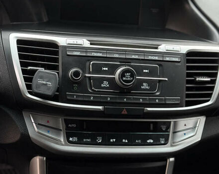 Серый Хонда Аккорд, объемом двигателя 2.4 л и пробегом 224 тыс. км за 9900 $, фото 12 на Automoto.ua