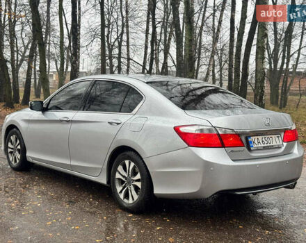 Серый Хонда Аккорд, объемом двигателя 2.35 л и пробегом 173 тыс. км за 10999 $, фото 16 на Automoto.ua