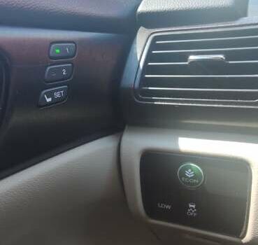 Серый Хонда Аккорд, объемом двигателя 2 л и пробегом 160 тыс. км за 14000 $, фото 11 на Automoto.ua