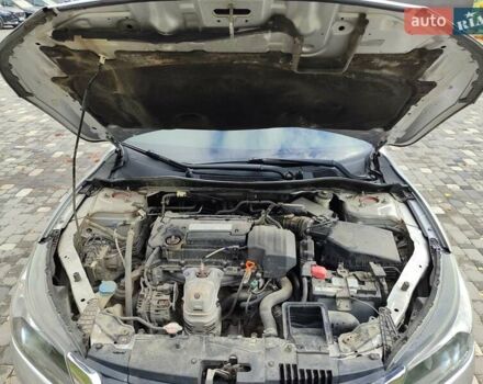 Сірий Хонда Аккорд, об'ємом двигуна 2.36 л та пробігом 235 тис. км за 9400 $, фото 13 на Automoto.ua