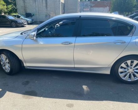 Серый Хонда Аккорд, объемом двигателя 2.4 л и пробегом 179 тыс. км за 11200 $, фото 5 на Automoto.ua