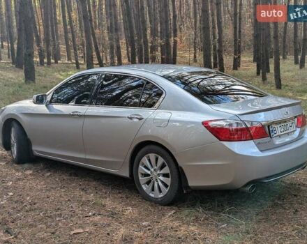 Серый Хонда Аккорд, объемом двигателя 3.47 л и пробегом 223 тыс. км за 17000 $, фото 11 на Automoto.ua