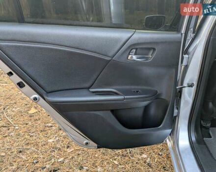 Серый Хонда Аккорд, объемом двигателя 3.47 л и пробегом 223 тыс. км за 17000 $, фото 23 на Automoto.ua