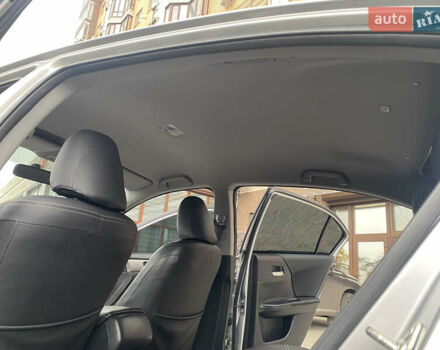 Серый Хонда Аккорд, объемом двигателя 2.36 л и пробегом 205 тыс. км за 12500 $, фото 22 на Automoto.ua