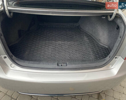 Серый Хонда Аккорд, объемом двигателя 2.36 л и пробегом 205 тыс. км за 12500 $, фото 23 на Automoto.ua