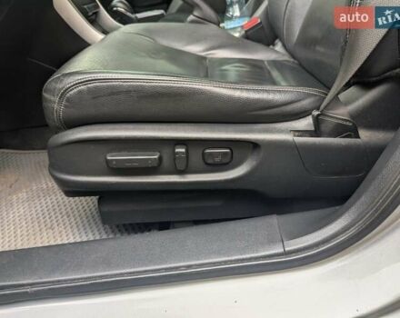 Серый Хонда Аккорд, объемом двигателя 3.47 л и пробегом 223 тыс. км за 17000 $, фото 29 на Automoto.ua