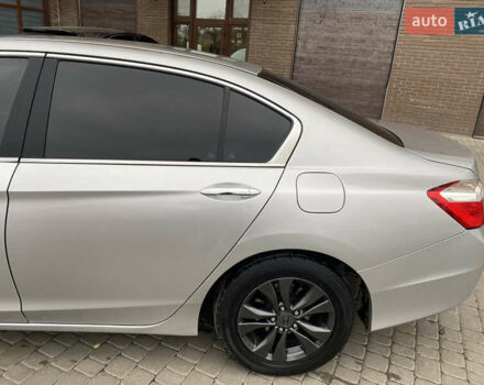 Серый Хонда Аккорд, объемом двигателя 2.36 л и пробегом 205 тыс. км за 12500 $, фото 12 на Automoto.ua