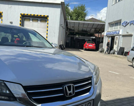 Серый Хонда Аккорд, объемом двигателя 2.36 л и пробегом 260 тыс. км за 8000 $, фото 4 на Automoto.ua