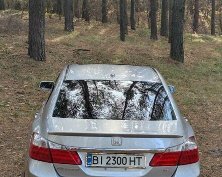 Серый Хонда Аккорд, объемом двигателя 3.47 л и пробегом 223 тыс. км за 17000 $, фото 9 на Automoto.ua