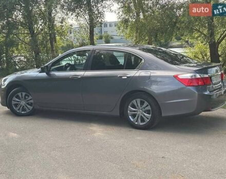 Серый Хонда Аккорд, объемом двигателя 2.36 л и пробегом 150 тыс. км за 11250 $, фото 9 на Automoto.ua