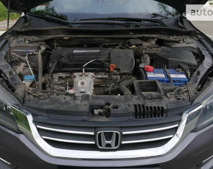 Серый Хонда Аккорд, объемом двигателя 2.36 л и пробегом 148 тыс. км за 13000 $, фото 13 на Automoto.ua