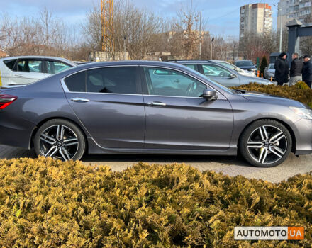 Серый Хонда Аккорд, объемом двигателя 2.4 л и пробегом 127 тыс. км за 14400 $, фото 7 на Automoto.ua