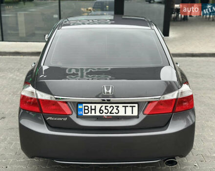 Серый Хонда Аккорд, объемом двигателя 2.35 л и пробегом 125 тыс. км за 10500 $, фото 14 на Automoto.ua