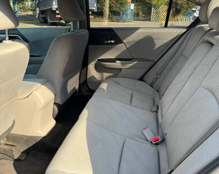 Серый Хонда Аккорд, объемом двигателя 2.36 л и пробегом 125 тыс. км за 9100 $, фото 4 на Automoto.ua