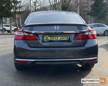 Серый Хонда Аккорд, объемом двигателя 2.4 л и пробегом 127 тыс. км за 14400 $, фото 5 на Automoto.ua