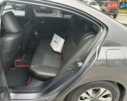 Серый Хонда Аккорд, объемом двигателя 2.35 л и пробегом 125 тыс. км за 10500 $, фото 25 на Automoto.ua