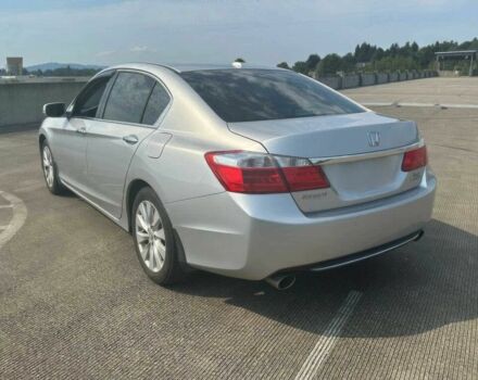 Серый Хонда Аккорд, объемом двигателя 3.5 л и пробегом 73 тыс. км за 8000 $, фото 3 на Automoto.ua