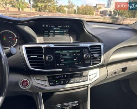 Серый Хонда Аккорд, объемом двигателя 2.35 л и пробегом 223 тыс. км за 13800 $, фото 7 на Automoto.ua