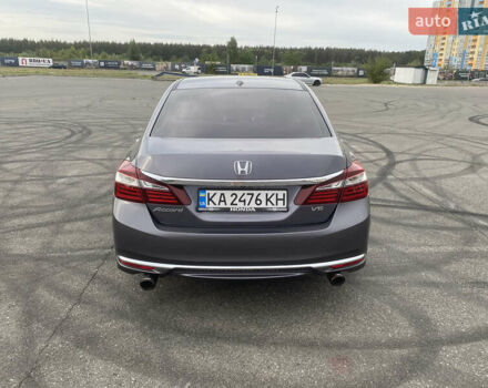 Серый Хонда Аккорд, объемом двигателя 3.5 л и пробегом 148 тыс. км за 14500 $, фото 3 на Automoto.ua