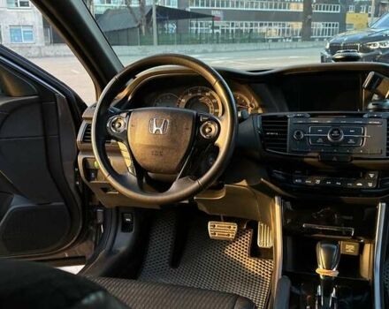 Сірий Хонда Аккорд, об'ємом двигуна 2.35 л та пробігом 164 тис. км за 13000 $, фото 59 на Automoto.ua