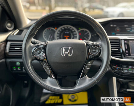 Серый Хонда Аккорд, объемом двигателя 2.4 л и пробегом 127 тыс. км за 14400 $, фото 17 на Automoto.ua
