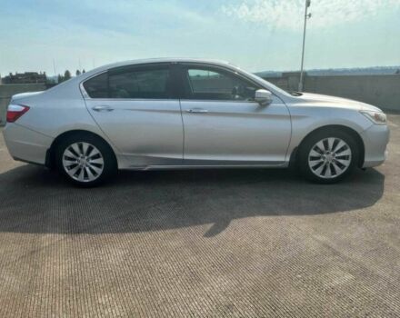 Серый Хонда Аккорд, объемом двигателя 3.5 л и пробегом 73 тыс. км за 8000 $, фото 6 на Automoto.ua