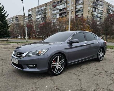 Серый Хонда Аккорд, объемом двигателя 2.35 л и пробегом 172 тыс. км за 11500 $, фото 1 на Automoto.ua