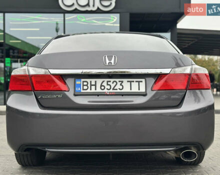 Серый Хонда Аккорд, объемом двигателя 2.35 л и пробегом 125 тыс. км за 10500 $, фото 15 на Automoto.ua