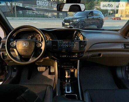 Сірий Хонда Аккорд, об'ємом двигуна 2.35 л та пробігом 164 тис. км за 13000 $, фото 66 на Automoto.ua