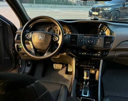 Сірий Хонда Аккорд, об'ємом двигуна 2.35 л та пробігом 164 тис. км за 13000 $, фото 60 на Automoto.ua