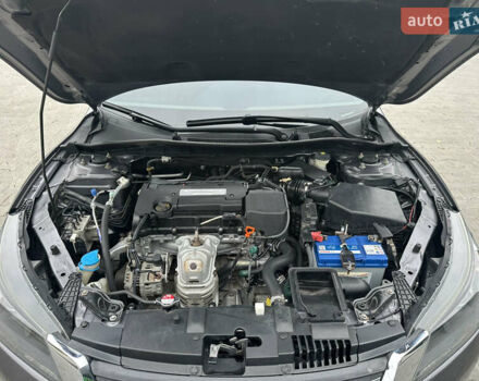 Серый Хонда Аккорд, объемом двигателя 2.35 л и пробегом 125 тыс. км за 10500 $, фото 44 на Automoto.ua