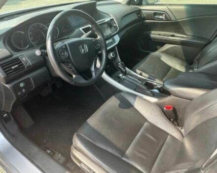 Серый Хонда Аккорд, объемом двигателя 3.5 л и пробегом 73 тыс. км за 8000 $, фото 7 на Automoto.ua