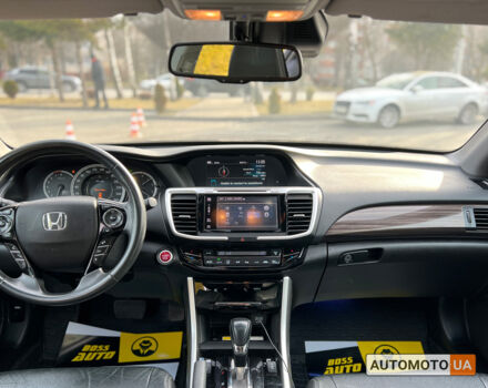 Серый Хонда Аккорд, объемом двигателя 2.4 л и пробегом 127 тыс. км за 14400 $, фото 15 на Automoto.ua