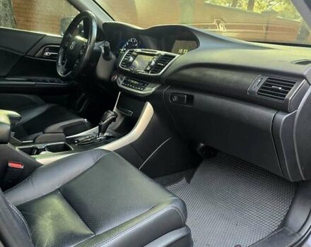 Сірий Хонда Аккорд, об'ємом двигуна 2 л та пробігом 178 тис. км за 13799 $, фото 20 на Automoto.ua