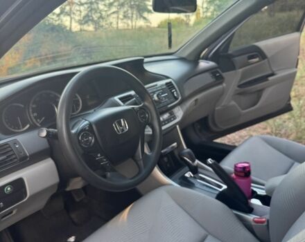 Серый Хонда Аккорд, объемом двигателя 2.4 л и пробегом 130 тыс. км за 9200 $, фото 5 на Automoto.ua