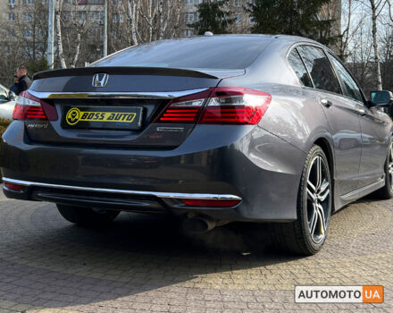 Серый Хонда Аккорд, объемом двигателя 2.4 л и пробегом 127 тыс. км за 14400 $, фото 6 на Automoto.ua