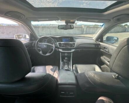 Серый Хонда Аккорд, объемом двигателя 3.5 л и пробегом 73 тыс. км за 8000 $, фото 9 на Automoto.ua