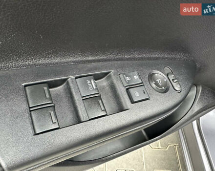 Серый Хонда Аккорд, объемом двигателя 2.35 л и пробегом 125 тыс. км за 10500 $, фото 28 на Automoto.ua