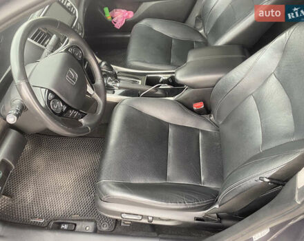 Серый Хонда Аккорд, объемом двигателя 3.5 л и пробегом 148 тыс. км за 14500 $, фото 12 на Automoto.ua