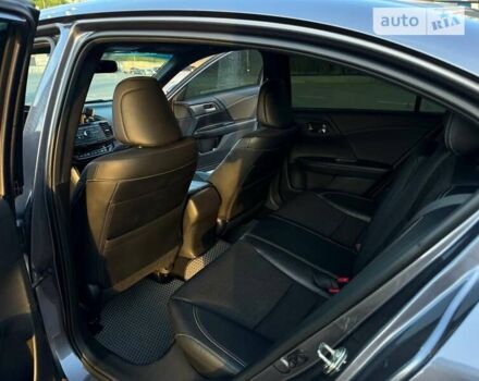 Сірий Хонда Аккорд, об'ємом двигуна 2.35 л та пробігом 164 тис. км за 13000 $, фото 52 на Automoto.ua