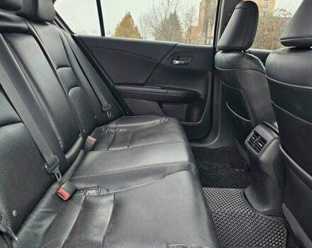 Серый Хонда Аккорд, объемом двигателя 2.35 л и пробегом 172 тыс. км за 11500 $, фото 22 на Automoto.ua