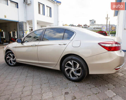 Серый Хонда Аккорд, объемом двигателя 2.5 л и пробегом 126 тыс. км за 13500 $, фото 7 на Automoto.ua