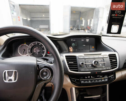 Серый Хонда Аккорд, объемом двигателя 2.5 л и пробегом 126 тыс. км за 13500 $, фото 12 на Automoto.ua