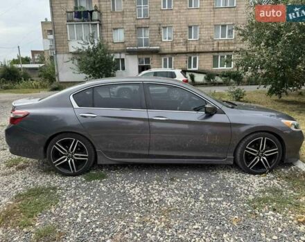 Серый Хонда Аккорд, объемом двигателя 2.4 л и пробегом 145 тыс. км за 15000 $, фото 12 на Automoto.ua