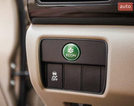 Серый Хонда Аккорд, объемом двигателя 2.5 л и пробегом 126 тыс. км за 13500 $, фото 17 на Automoto.ua