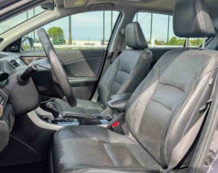 Серый Хонда Аккорд, объемом двигателя 3.5 л и пробегом 59 тыс. км за 10500 $, фото 8 на Automoto.ua