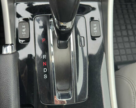 Сірий Хонда Аккорд, об'ємом двигуна 3.5 л та пробігом 107 тис. км за 17900 $, фото 45 на Automoto.ua