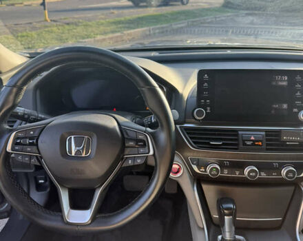 Серый Хонда Аккорд, объемом двигателя 1.5 л и пробегом 120 тыс. км за 18500 $, фото 14 на Automoto.ua